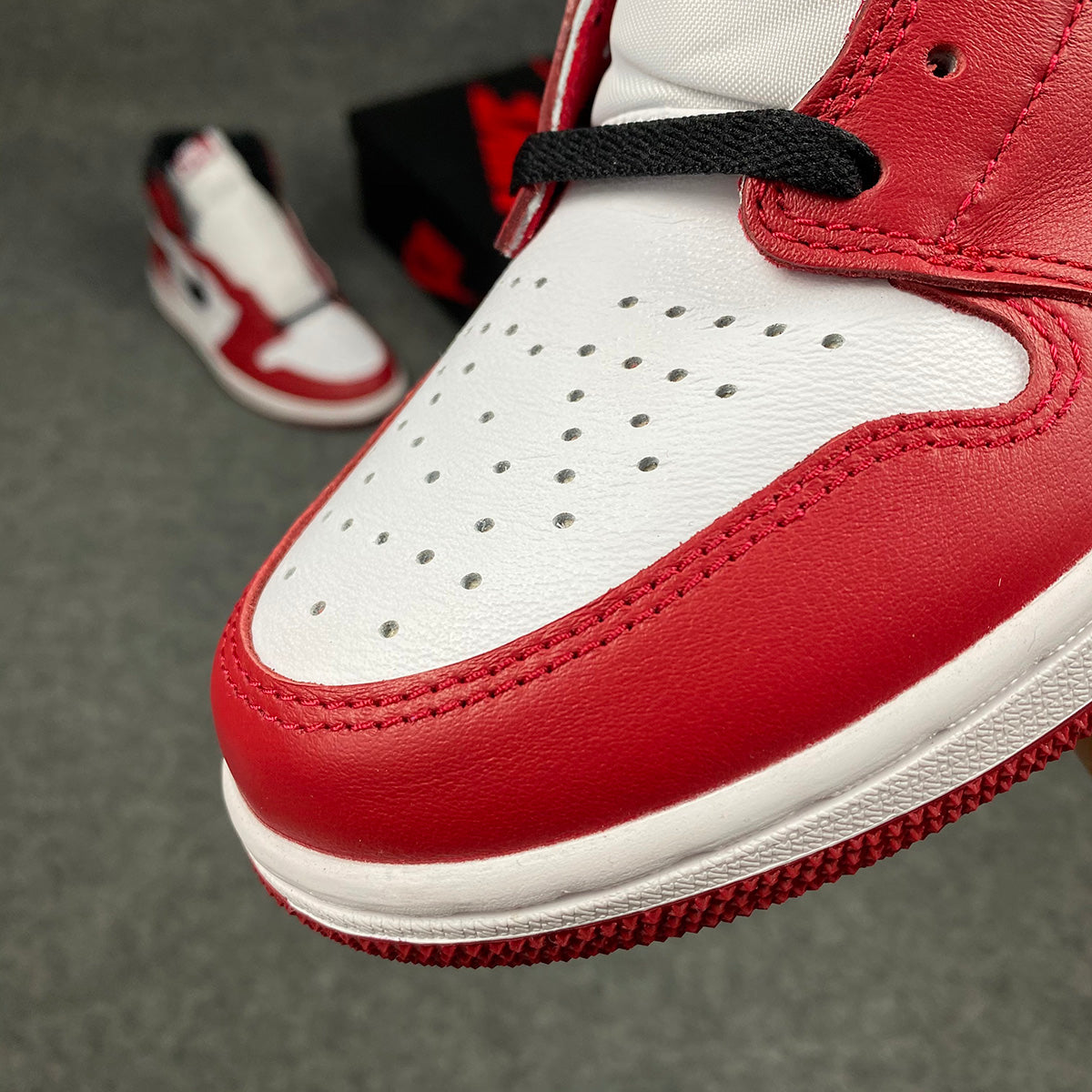 Air jordan 1 retro high og chicago 2015 online