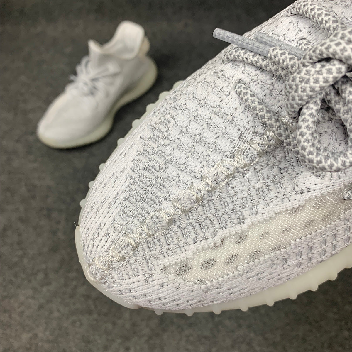 Adidas yeezy 350 v2 cloud white reflective best sale